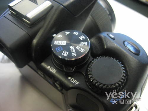 奥林巴斯SP-570