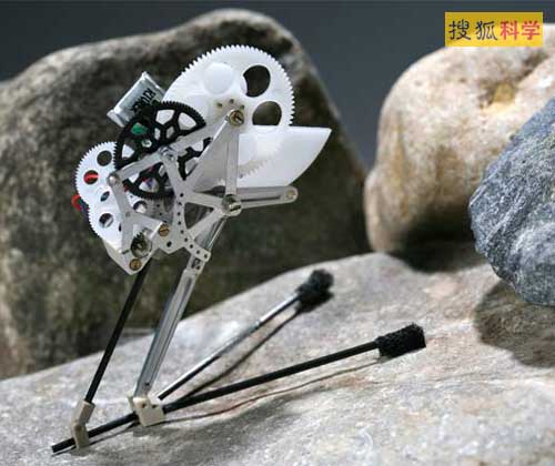 蚱蜢机器人 创下机器人跳高世界记录(图)-机器