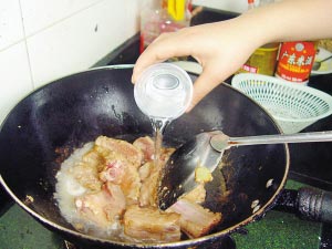 点击图片进入下一页