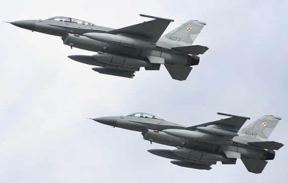 马英九主导台美军购:优先购F-16放弃潜艇(图)
