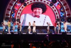 组图:东方神起梦之演唱会抢镜SJ引领组合风暴