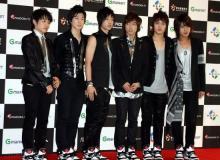 组图:东方神起梦之演唱会抢镜SJ引领组合风暴