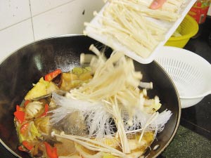 点击图片进入下一页