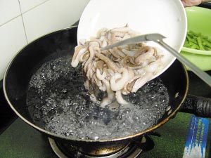 点击图片进入下一页