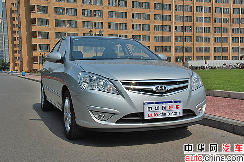10万元跨级别选车记 伊兰特悦动VS丰田威驰 10万元跨级别选车记 伊兰特悦动VS丰田威驰
