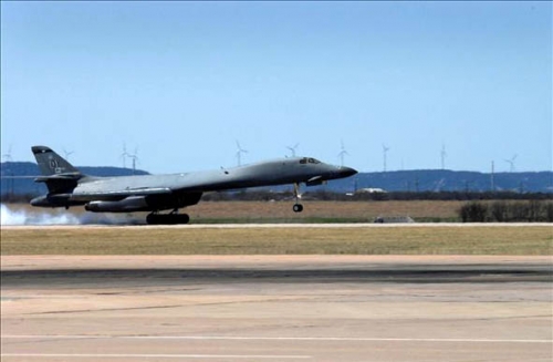 ͼ꼰 B-1ըĳԡ[ͼ]