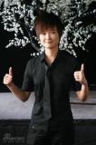 李宇春拍《梨花香》MV透露出国计划暂缓(组图)