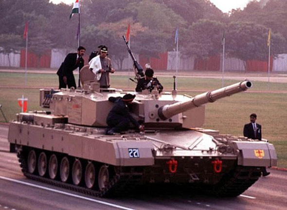 印度计划与俄联合研制未来坦克(图)--双鸭山新闻网
