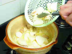 椰汁淮山鸡