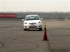 当坚盾遇到利矛 新威驰对比Mazda2劲翔 汽车之家