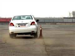当坚盾遇到利矛 新威驰对比Mazda2劲翔 汽车之家