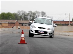 当坚盾遇到利矛 新威驰对比Mazda2劲翔 汽车之家