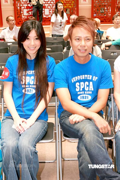 李克勤参加爱犬组织活动养儿养犬两不误(组图)