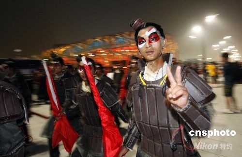组图:北京奥运开幕式在“鸟巢”封闭式彩排