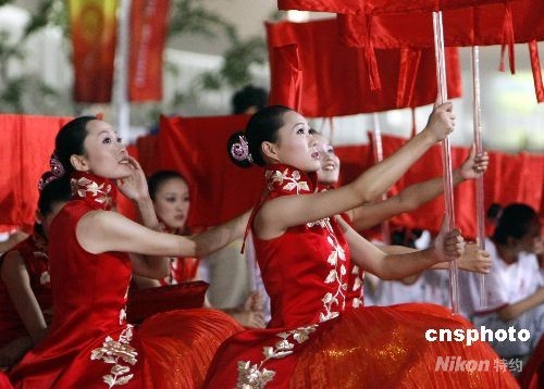 组图:北京奥运开幕式在“鸟巢”封闭式彩排