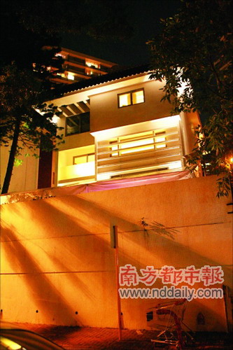 刘嘉玲再过一次新娘瘾 豪宅办派对宴请香港亲友