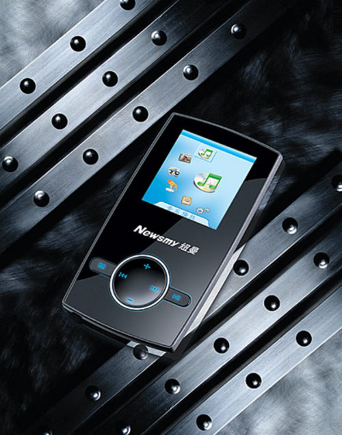 MP3也玩车载音乐 纽曼音影王M521+新品问世 MP3也玩车载音乐 纽曼音影王M521+新品问世