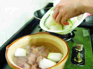 冬瓜薏米煲鸭