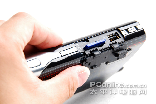 奥运纪念版IdeaPad首款MID设备U8图赏(3)