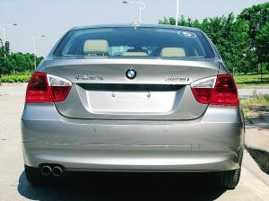 宝马325i