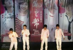 风云帮北京试唱林宥嘉王栎鑫亲临打气(组图)