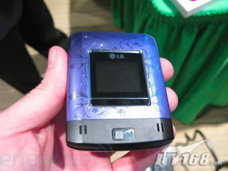 定价1025元LG全键盘Lotus紫色版图赏