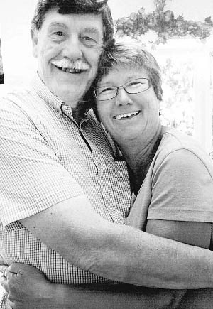 英国一男子57年后找到失散妹妹 (组图)