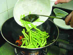 川式干煸豆角