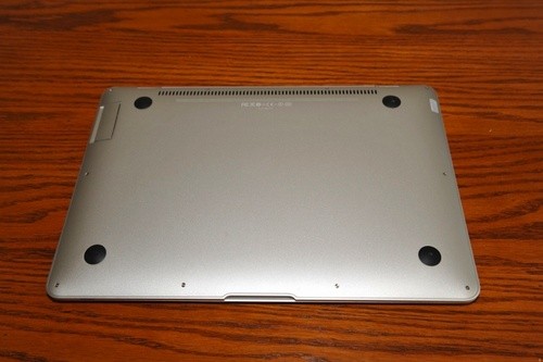 全球最薄 苹果新MacBook Air本真机曝光 全球最薄 苹果新MacBook Air本真机曝光