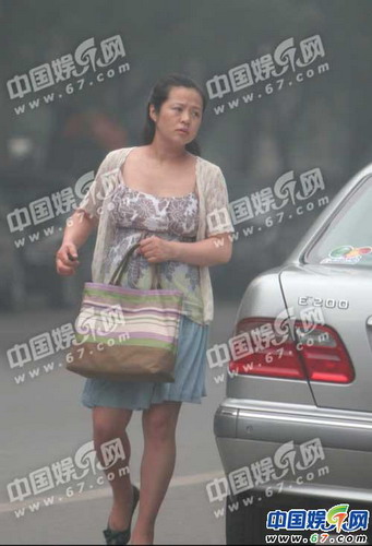王刚60岁老来得子 与副教授妻子结缘网聊(组图)