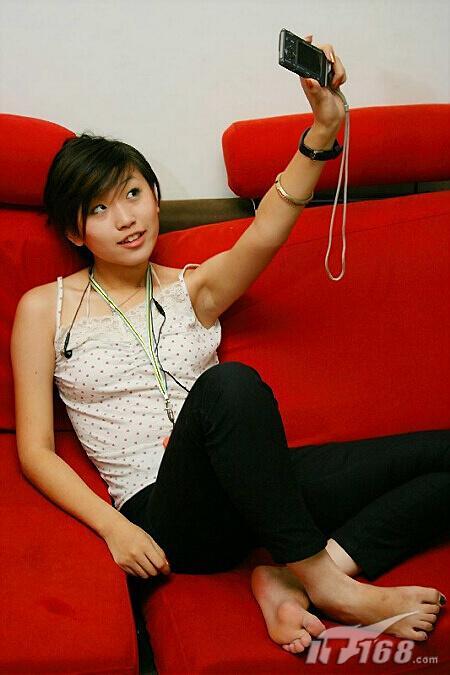 势要摆脱光棍适合不同类型女生相机推荐