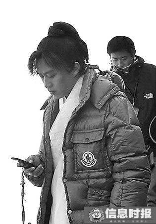 张纪中亲自督战《倚天》安以轩和邓超划清界线
