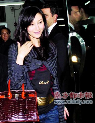 李嘉欣婚期纪念入行20年 大婚选址许家7亿别墅