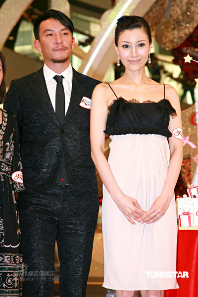 李嘉欣否认奉子成婚“有家规就不嫁许晋亨”