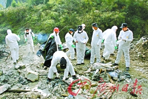 四川映秀18名地震遇难者遗体深埋半年后被发掘 四川映秀18名地震遇难者遗体深埋半年后被发掘