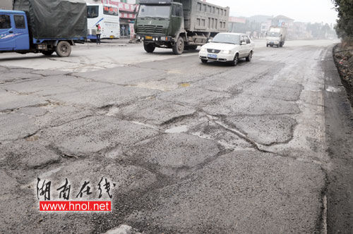 国道收费站收费 2263771_560409.jpg