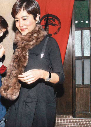 林青霞复出大导演争抢周迅喜见偶像笑不停(图)