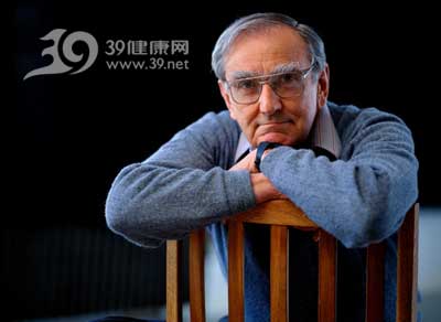 吃什么可以预防头发变白呢?