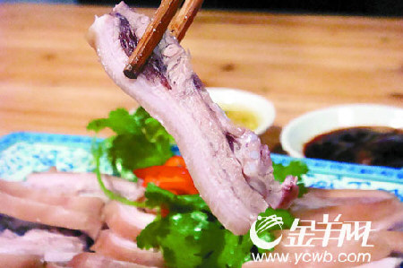 编 号: 2483110
摄影作者:
文件名:yzblyc9162.jpg
文件大小:K
高 X 宽:299 X 450
说明:yzblyc9162.jpg