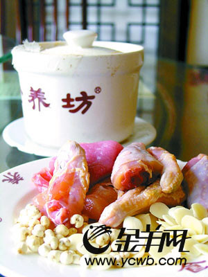 编 号: 2483150
摄影作者:
文件名:yzblyc9146.jpg
文件大小:K
高 X 宽:400 X 300
说明:yzblyc9146.jpg