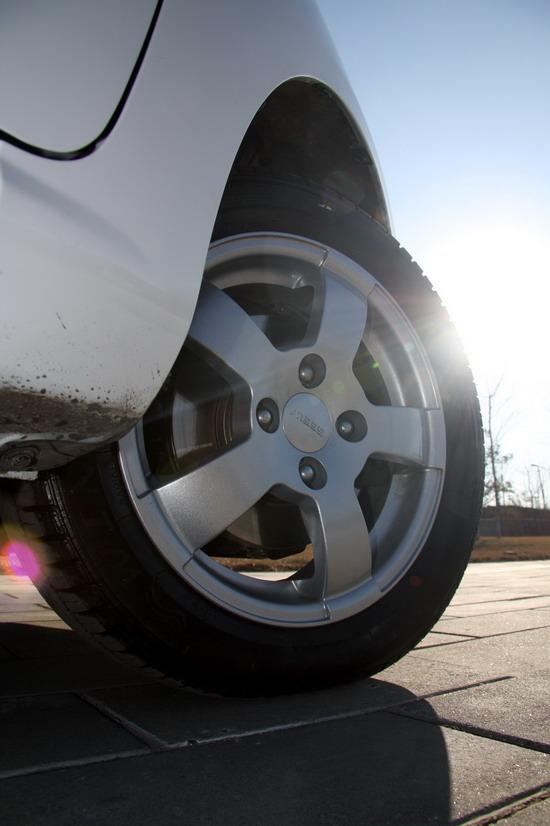 车猫证书猜四字成语