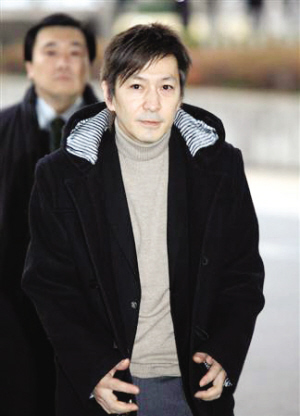 小室哲哉法庭认罪求轻判 可能面临5年监禁(图)