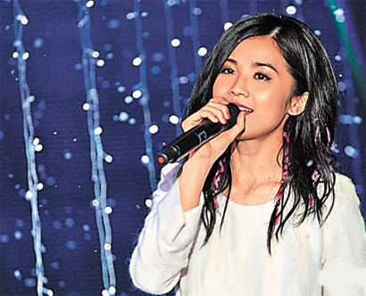 郑中基肯定阿Sa女友地位 约其游日本见家人(图)