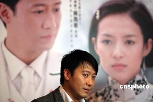 乐基儿称年后与黎明同居 搬入男友新购别墅