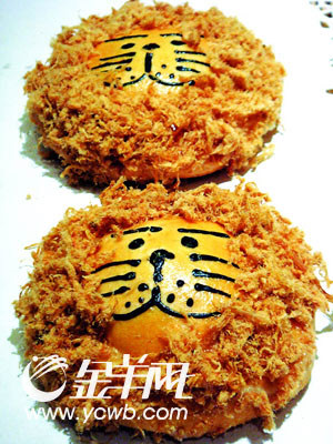 编 号: 2497390
摄影作者:
文件名:yzblll92102.jpg
文件大小:K
高 X 宽:400 X 300
说明:yzblll92102.jpg