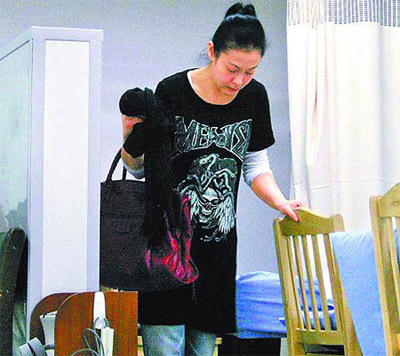 刘若英孤单赴医院康复治疗 投资失利急赚钱