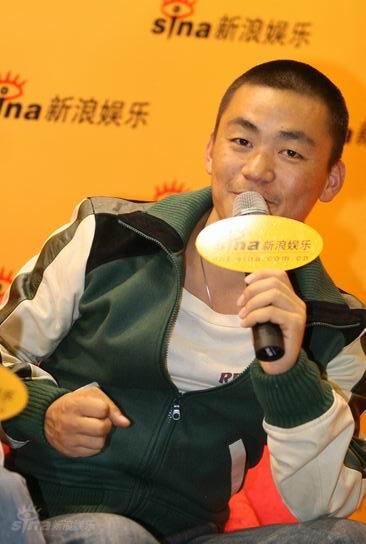 “许三多”赴美观看全明星见了姚明直发抖(图)