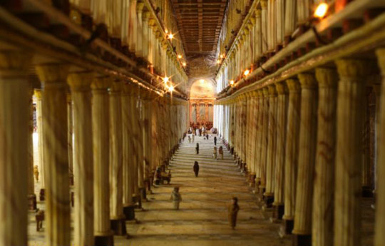 英农夫30年建古圣殿模型 华丽精美叹为观止(图