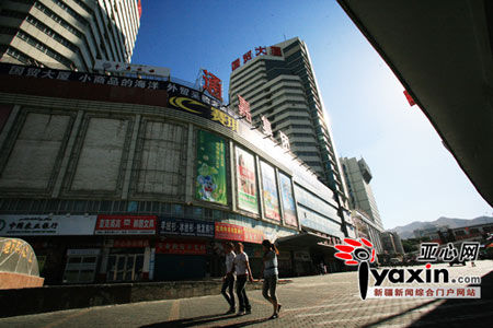 乌鲁木齐1座大楼发生火灾暂无人员伤亡报告