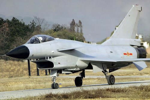 南空飞行员能在歼10最低起降条件下升空作战